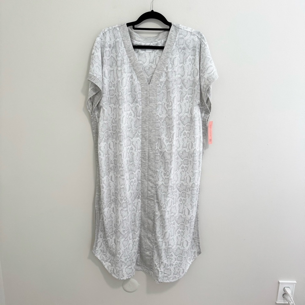 Uncover NWT Animal Print Caftan Coverup